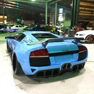 Air Lift in Japan - the dream garage?