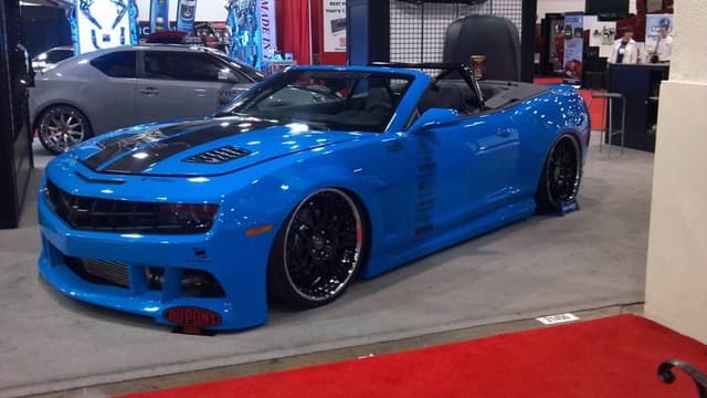 Air Lift Performance SEMA 2011